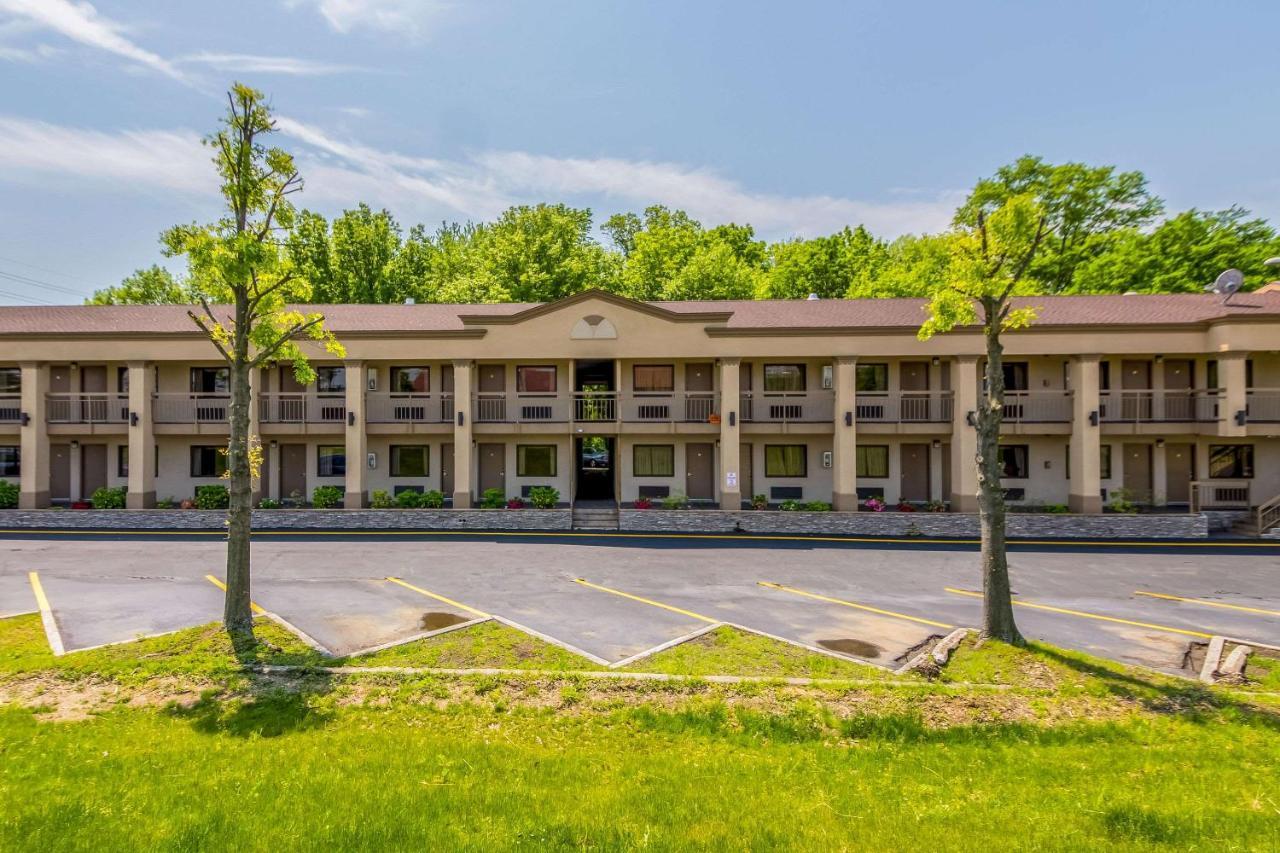 Econo Lodge Mount Laurel Eksteriør billede