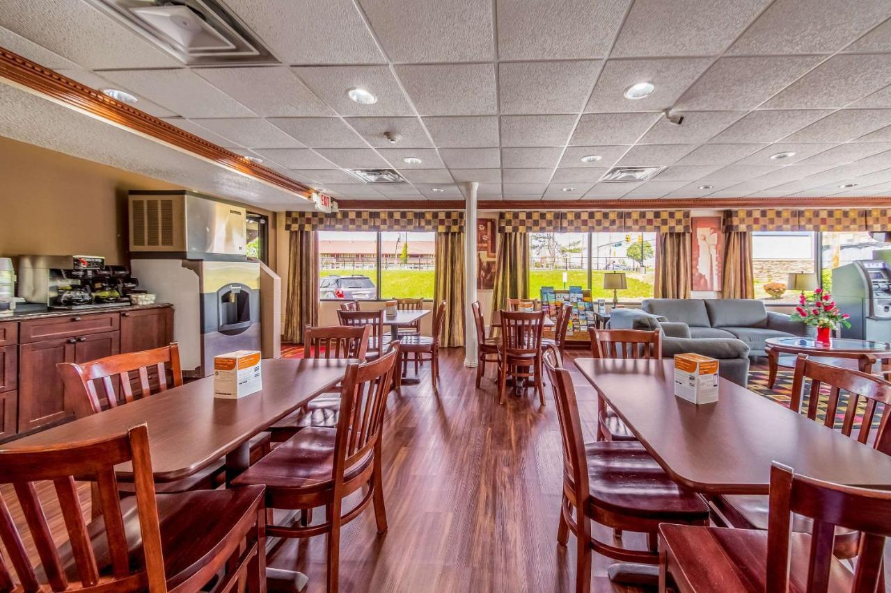 Econo Lodge Mount Laurel Eksteriør billede