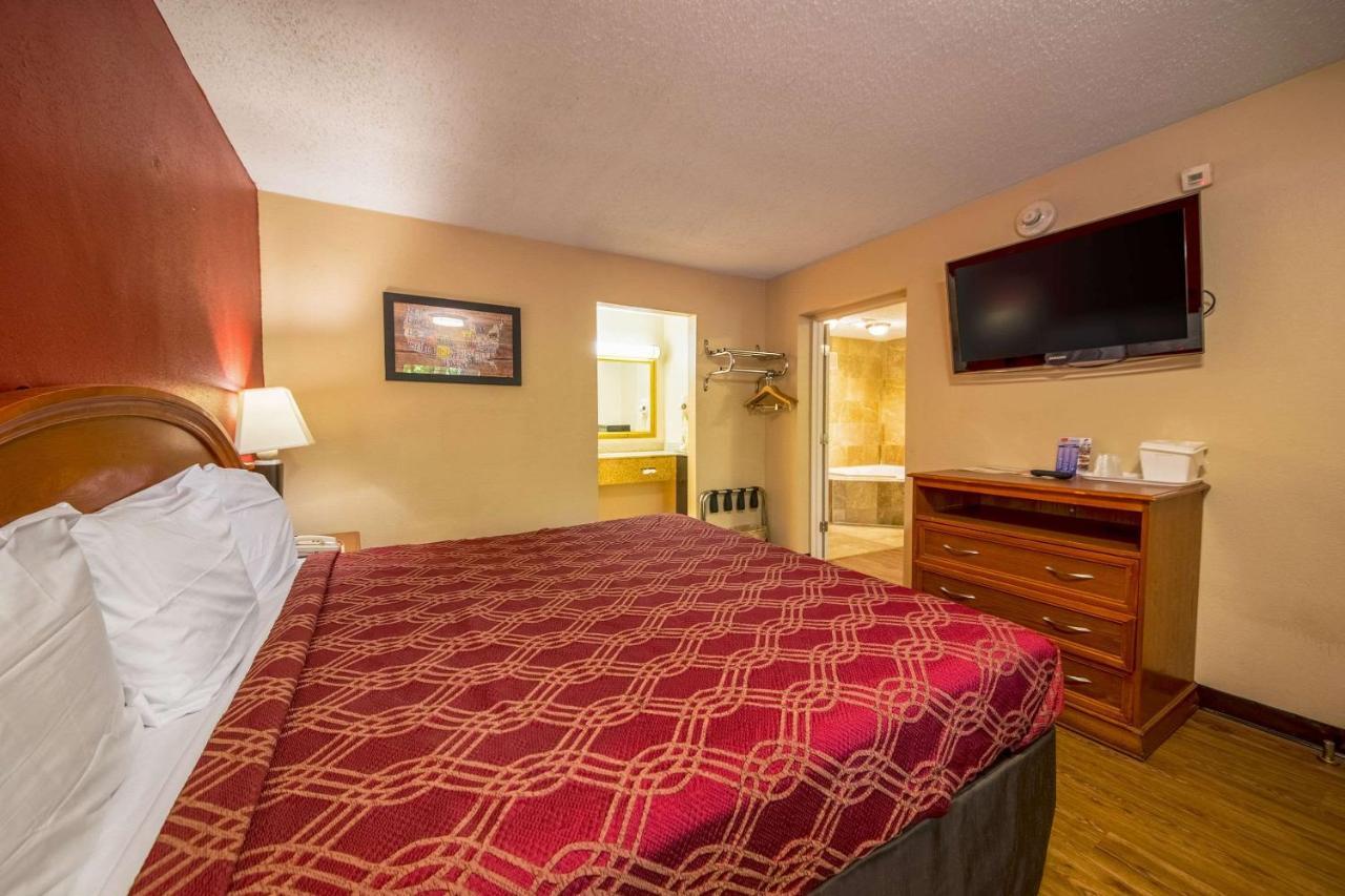 Econo Lodge Mount Laurel Eksteriør billede