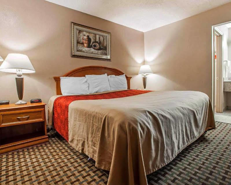 Econo Lodge Mount Laurel Eksteriør billede